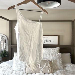 White abercrombie bodysuit size medium never worn
